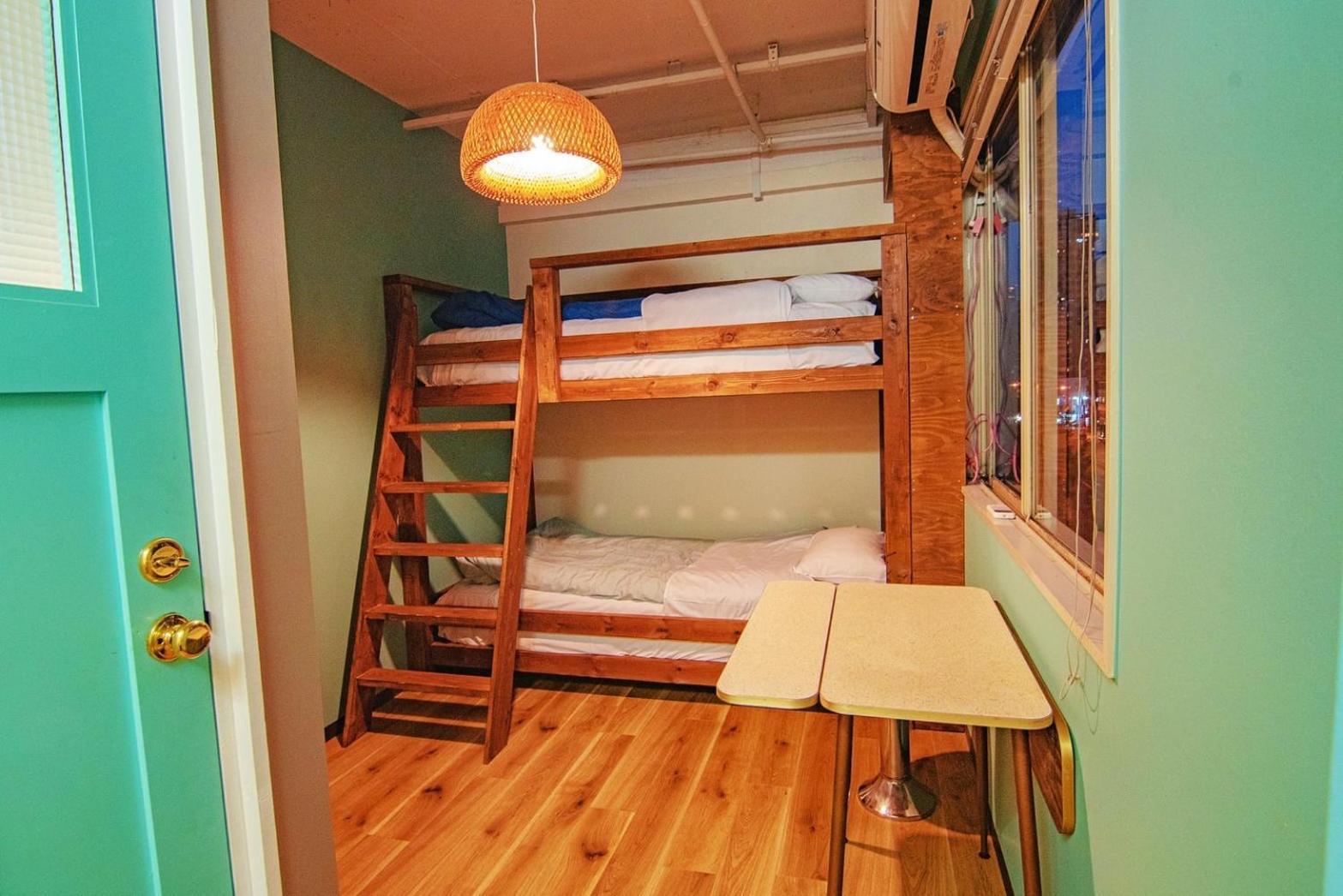 Hostel Chillax Osaka Luaran gambar